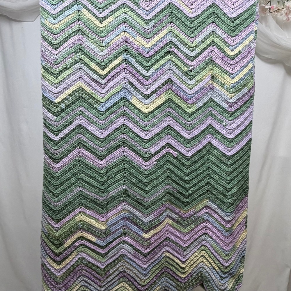 Handmade Crochet Chevron Ripple Blanket Green Purple Yellow 56x108 Afghan Throw